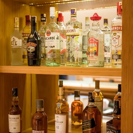 Corner Boutique Hotel 3*