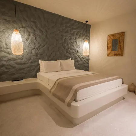 Corner Boutique 3* 바이즈