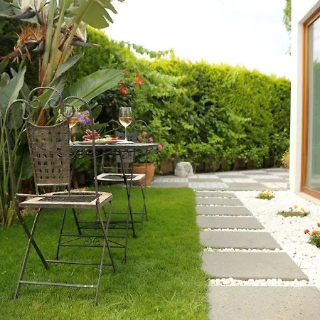 Corner Boutique Hotel 3*