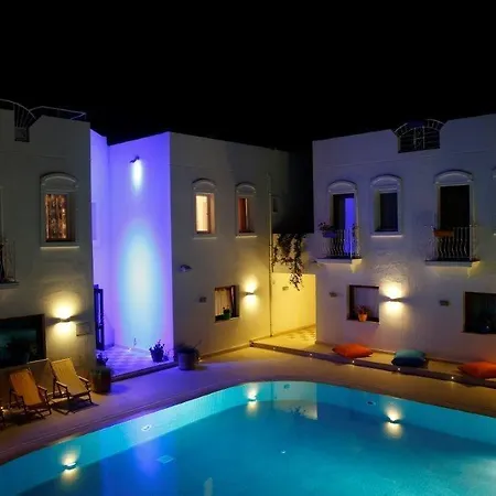 Corner Boutique Hotel