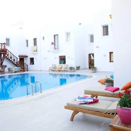 Hotel Corner Boutique 3*