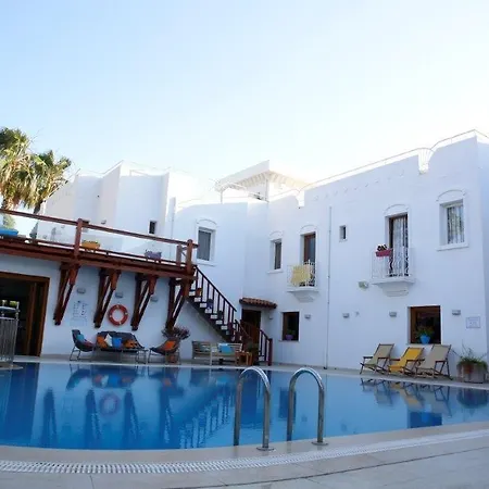 Corner Boutique 3* Bitez