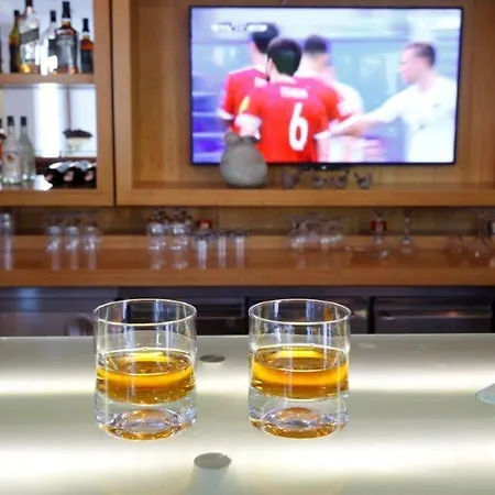 Corner Boutique Bitez