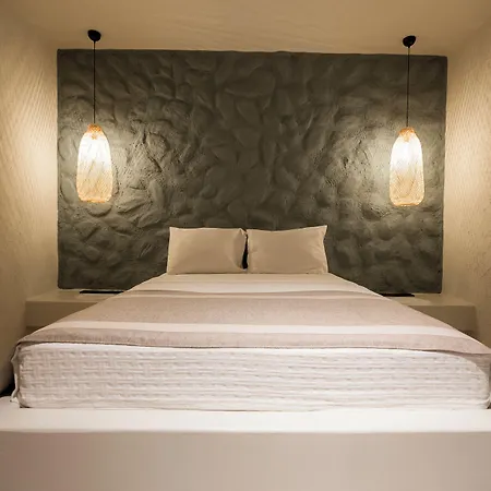 Отель Corner Boutique 3*